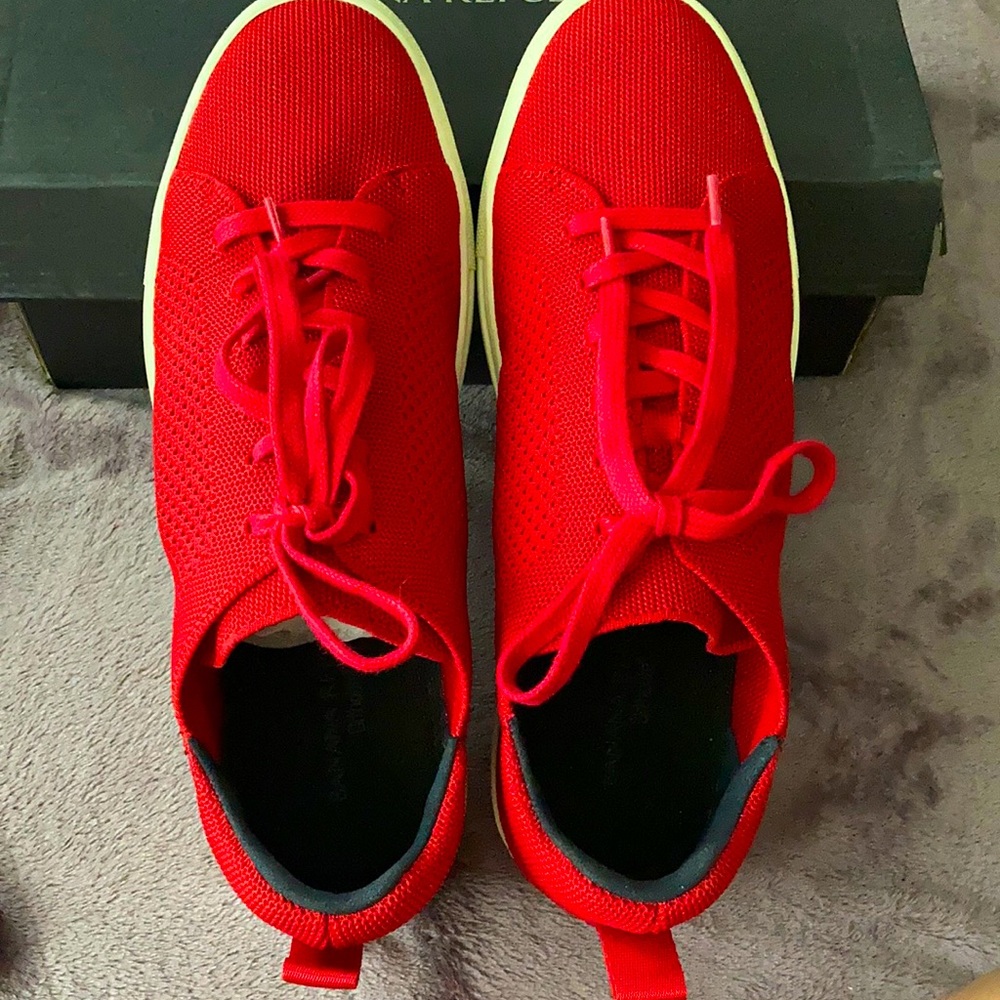 Banana Republic Red shoes.Size 8M Upper Textile